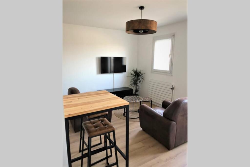 Hypercentre Grand Balcon Vue Cathedrale Apartment Reims Exterior photo
