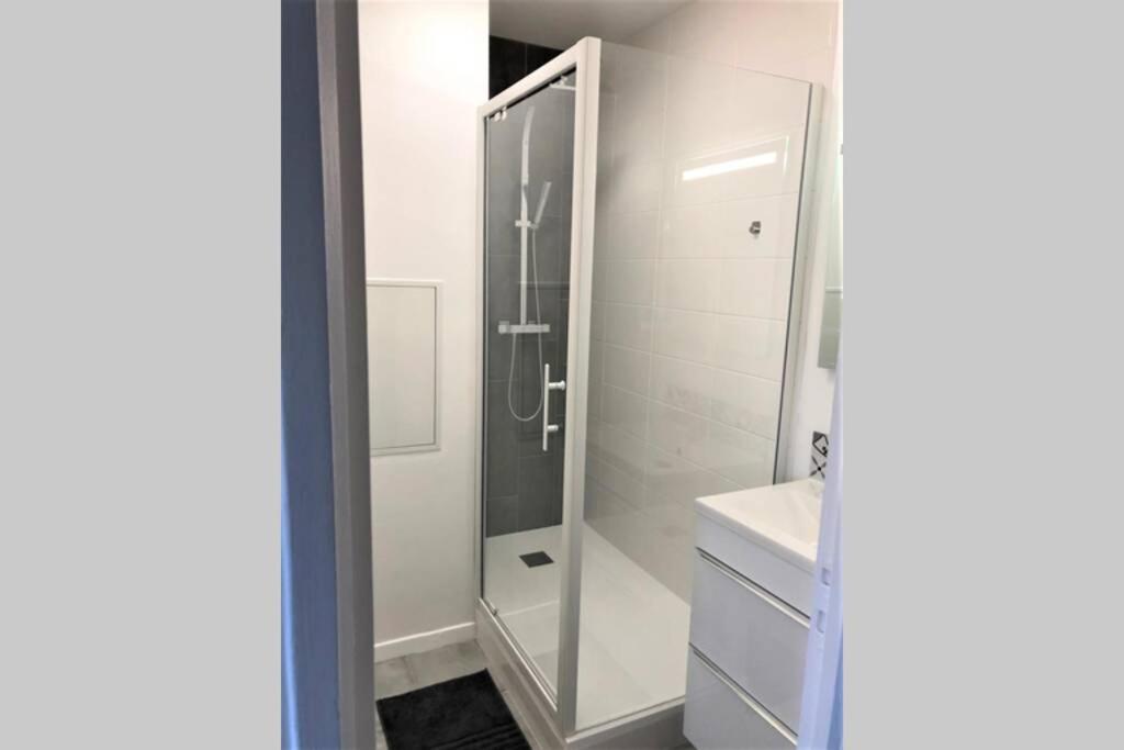 Hypercentre Grand Balcon Vue Cathedrale Apartment Reims Exterior photo